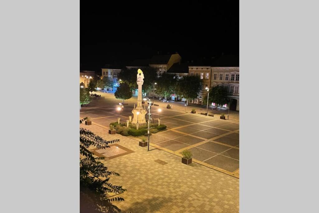 Luxus A Varos Felett Szombathely Bagian luar foto